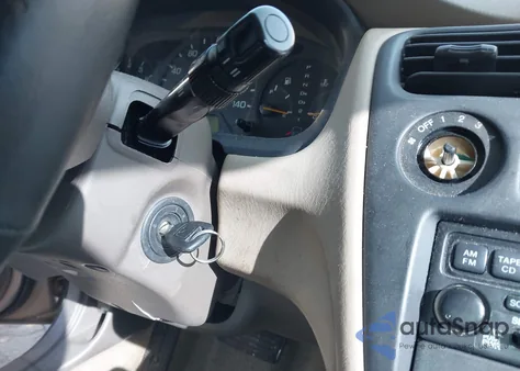 2000 Honda Accord 3.0 Lx из США, поврежденный, VIN 1HGCG1646YA023296